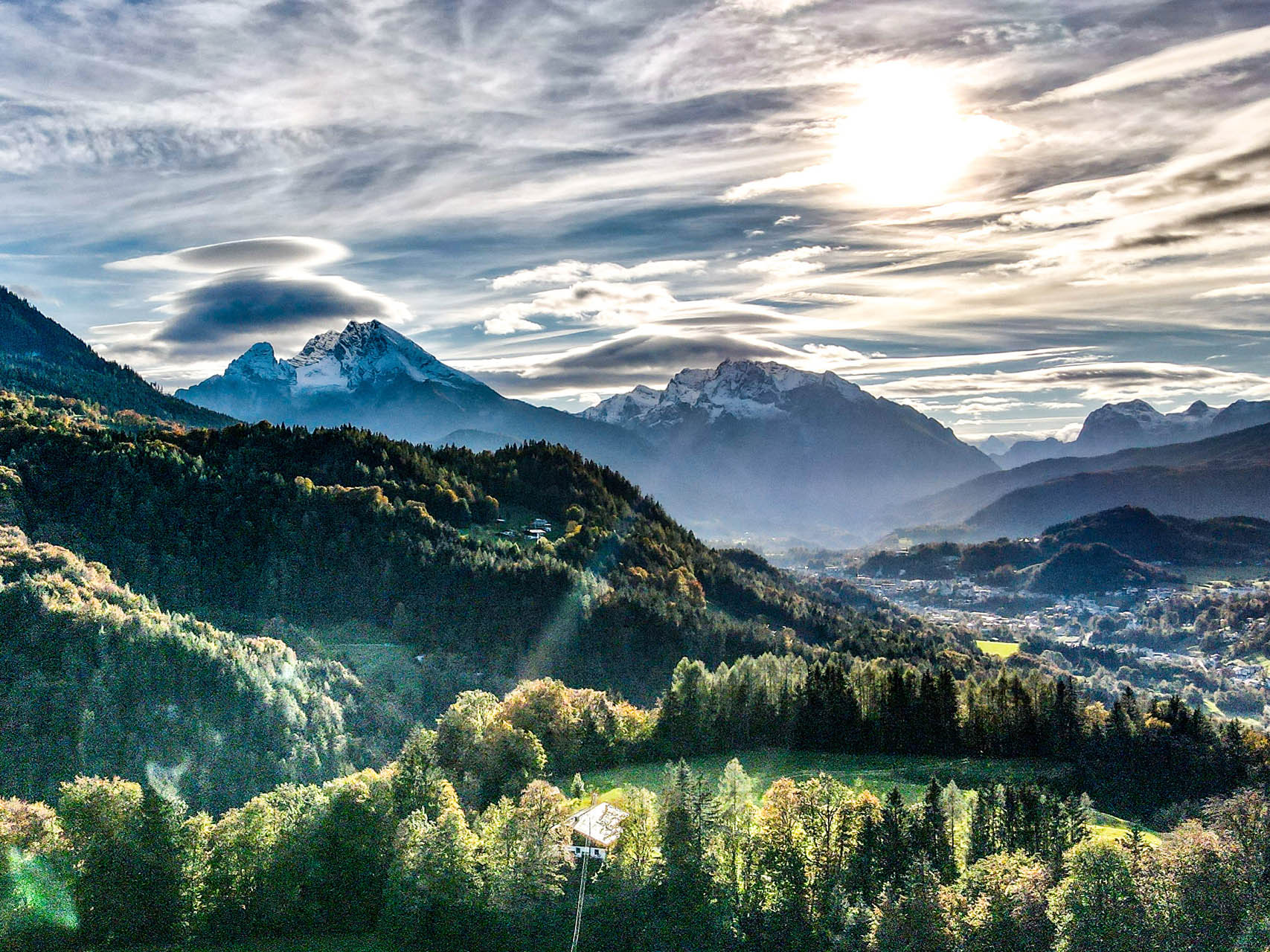 Haus Alpengruss Bischofswiesen, Föhnwolken über dem Watzmann im Nationalpark Berchtesgaden